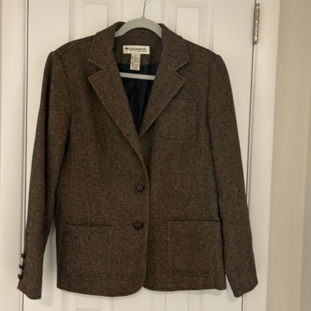Appleseeds size 8, wool blend blazer